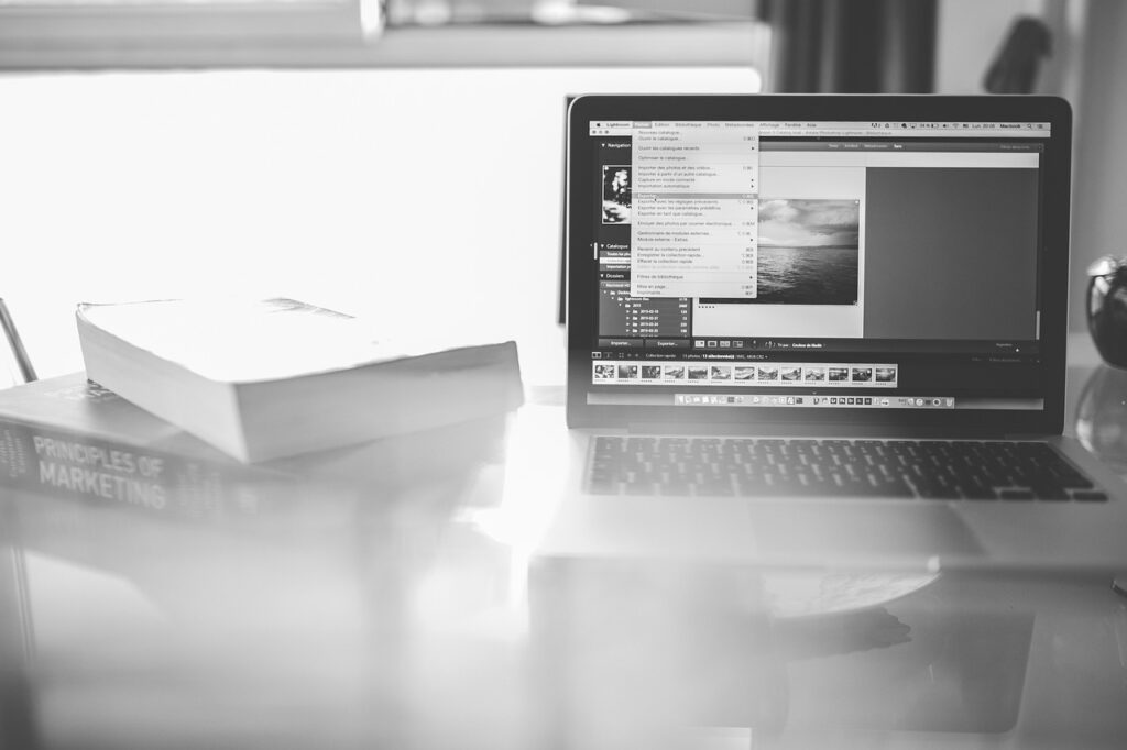 macbook, laptop, computer, creative, lightroom, photo, books, marketing, business, technology, objects, gray business, gray computer, gray book, gray laptop, gray books, gray marketing, gray company, gray creative, lightroom, lightroom, lightroom, lightroom, lightroom, marketing